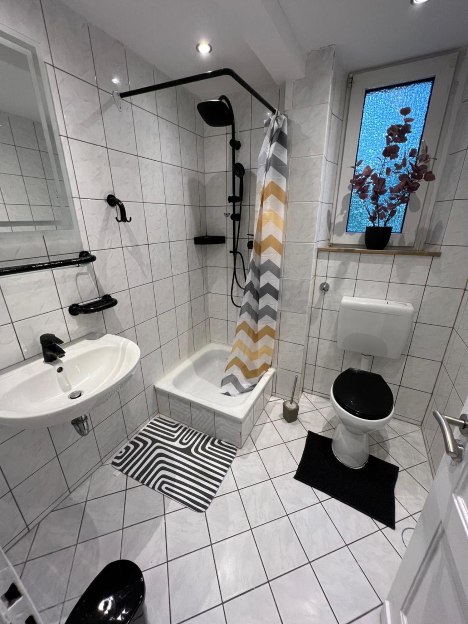 Apartments In Schoener Lage In Moenchengladbach Екстер'єр фото